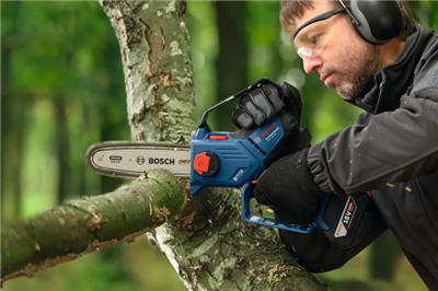 BOSCH MOTOSIERRA GKE 18V-20 S/BAT. 0.600.8D7.100