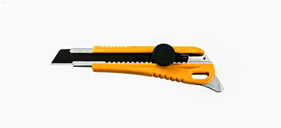 CUTER MULTIPRO TWIST LOCK L 18MM C/ABREL. (L25YE)