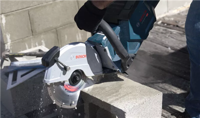 BOSCH TRONZADORA GCS 18V-230 caja cartón